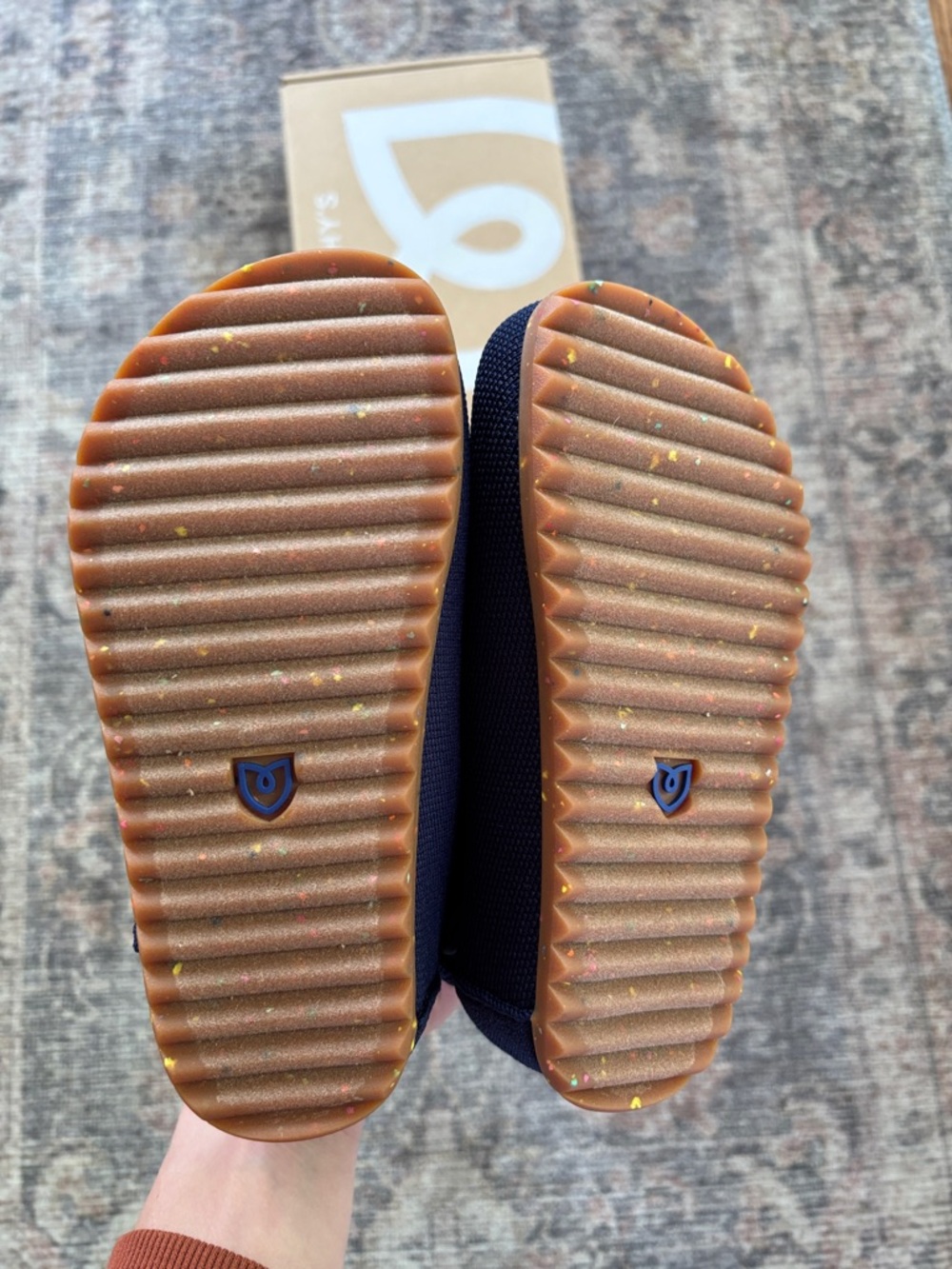 Rothy's Kids Clog in Midnight Confetti Navy. Size 12. Never worn. New with box - Picture 4 of 7